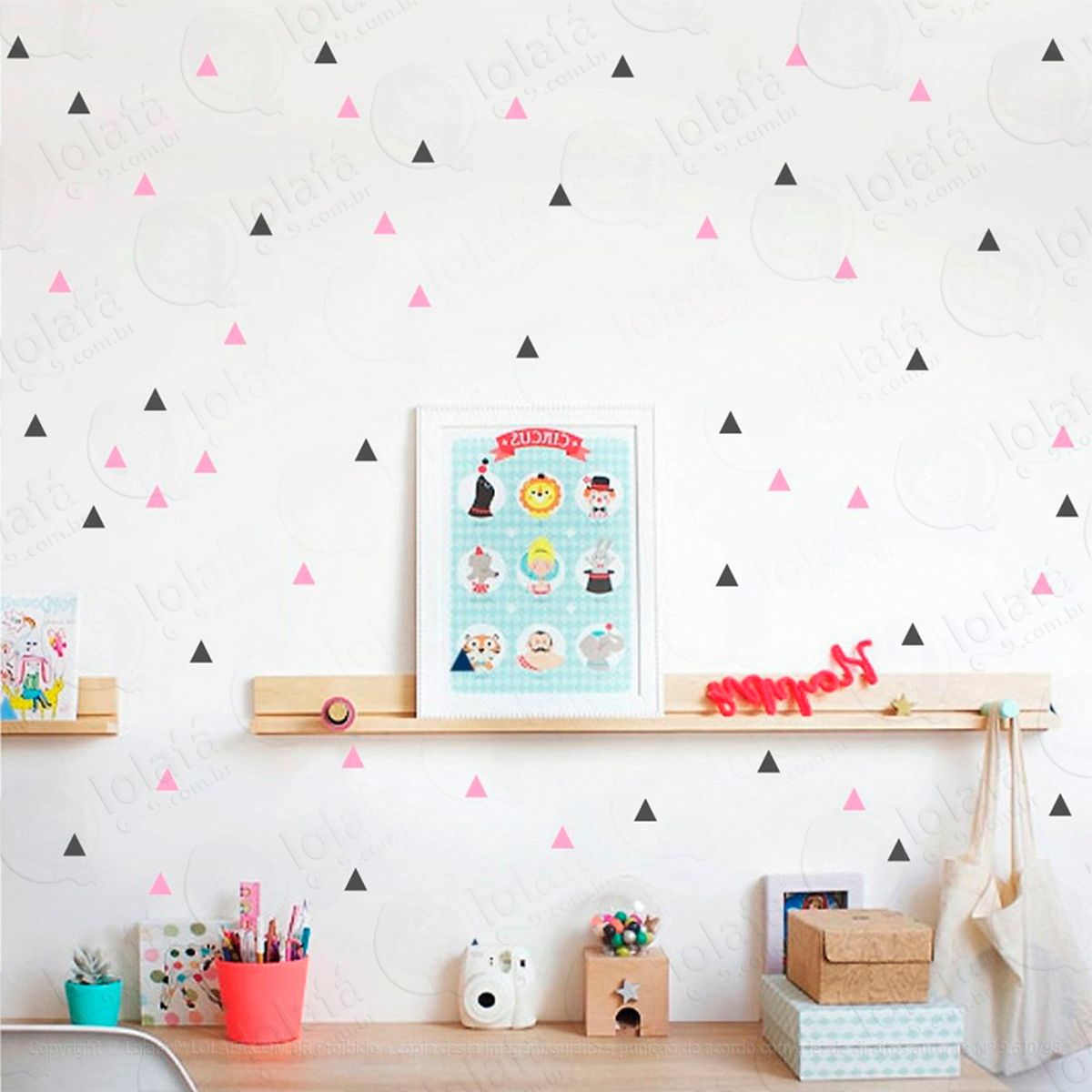 triângulos adesivos para quarto de bebê mod:262