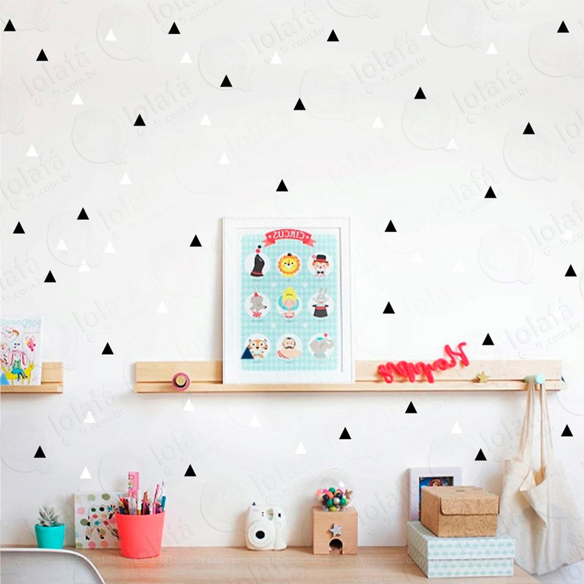 triângulos adesivos para quarto de bebê mod:264