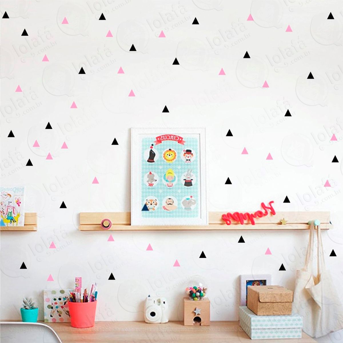 triângulos adesivos para quarto de bebê mod:266