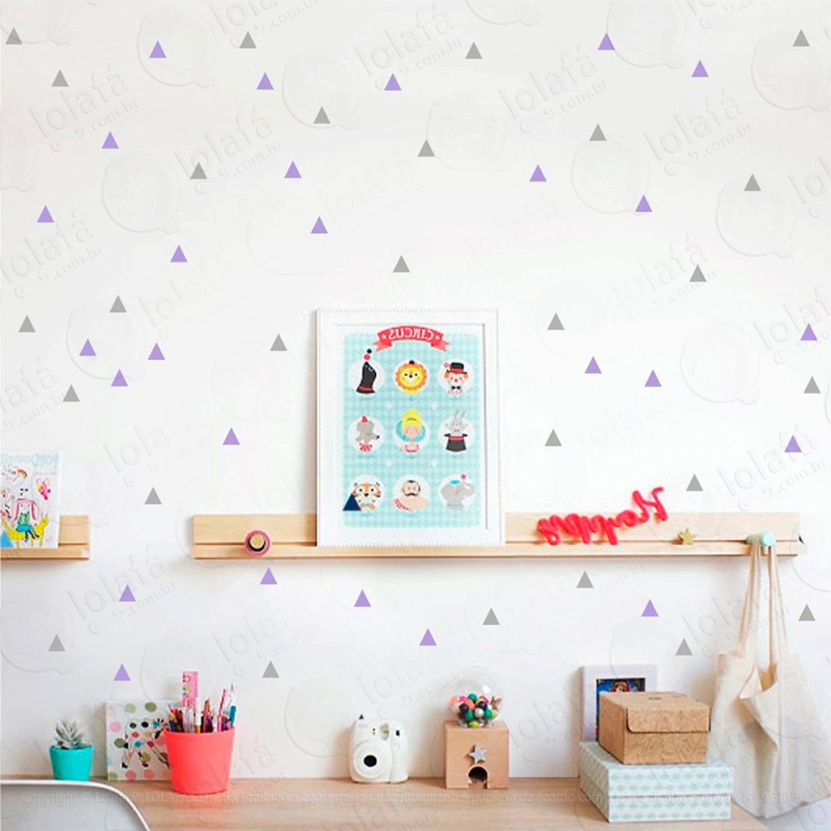 triângulos adesivos para quarto de bebê mod:267