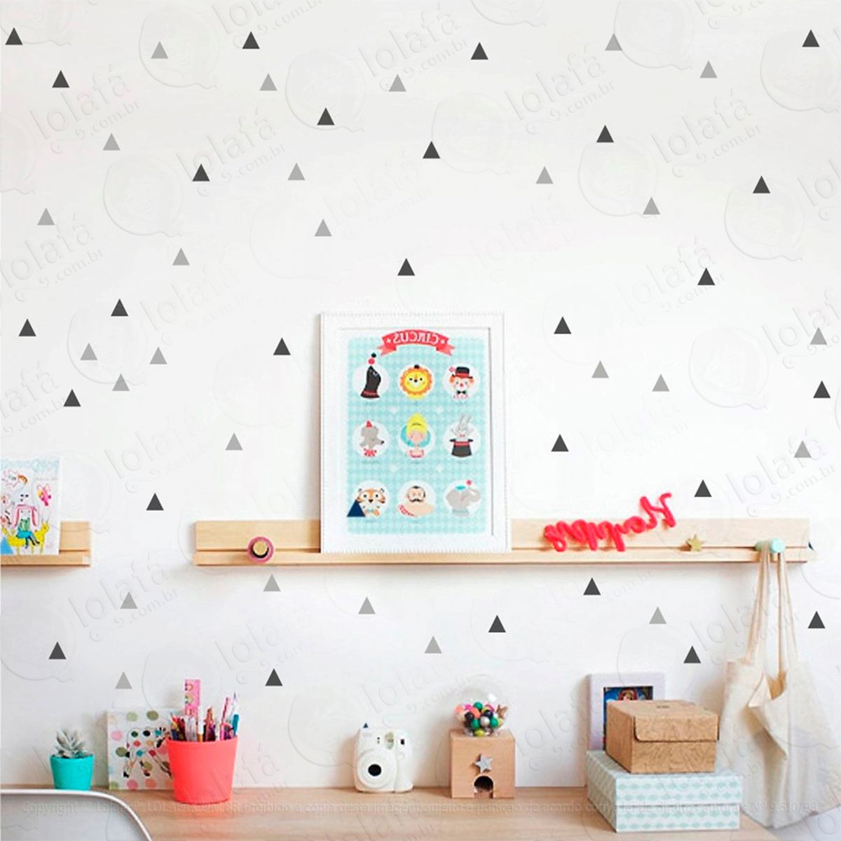 triângulos adesivos para quarto de bebê mod:269