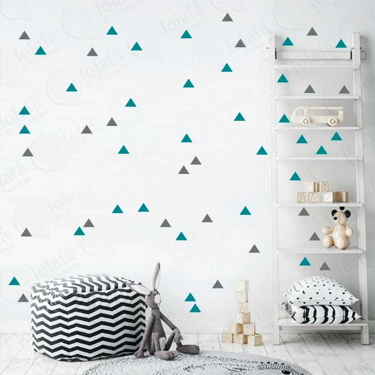 triângulos adesivos para quarto de bebê mod:420