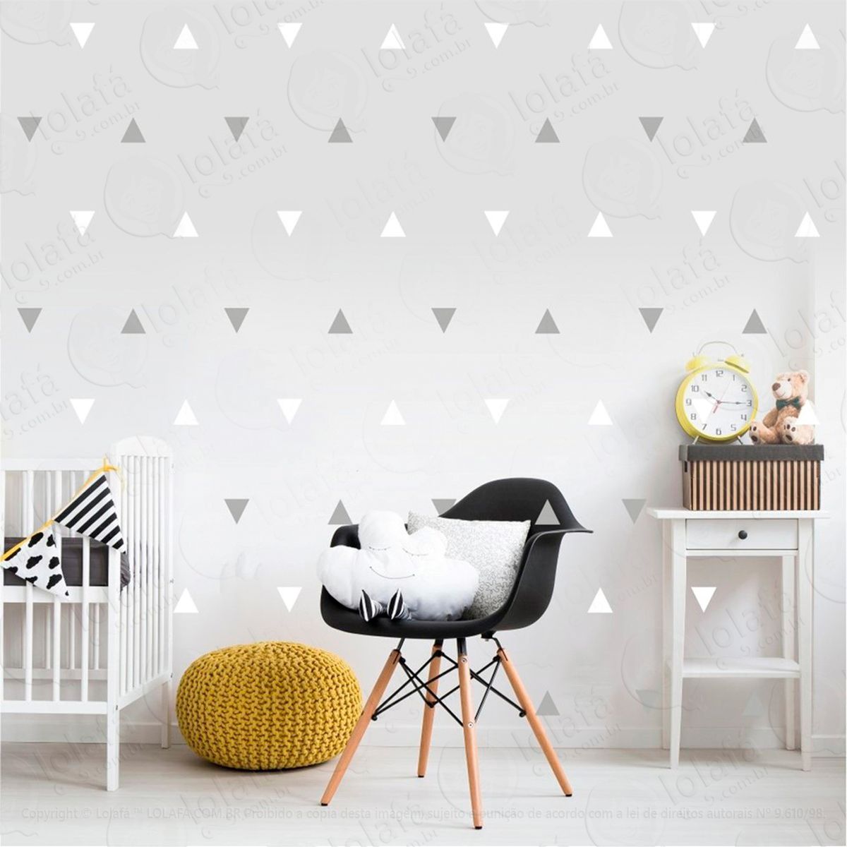 triângulos adesivos para quarto de bebê mod:941