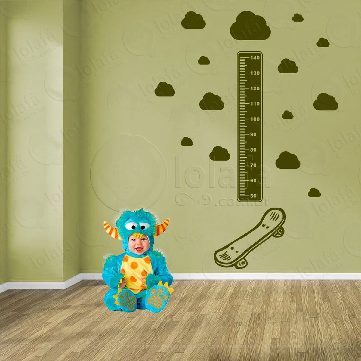 skate e nuvens adesivo régua de crescimento infantil, medidor de altura para quarto, porta e parede - mod:379