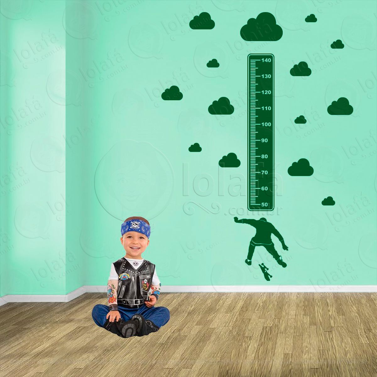 skate e nuvens adesivo régua de crescimento infantil, medidor de altura para quarto, porta e parede - mod:401