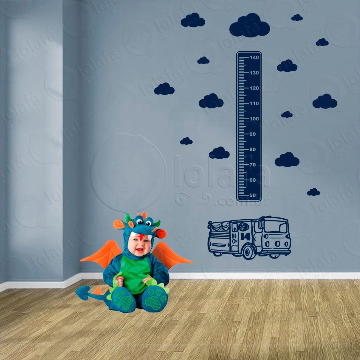 caminhão de bombeiro e nuvens adesivo régua de crescimento infantil, medidor de altura para quarto, porta e parede - mod:1405